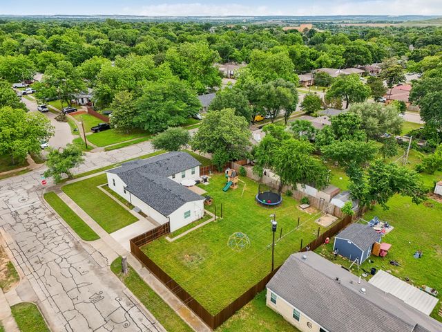 1601 Rindie Street, Irving, TX 75060