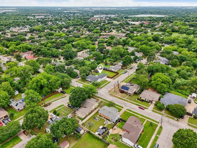 1601 Rindie Street, Irving, TX 75060