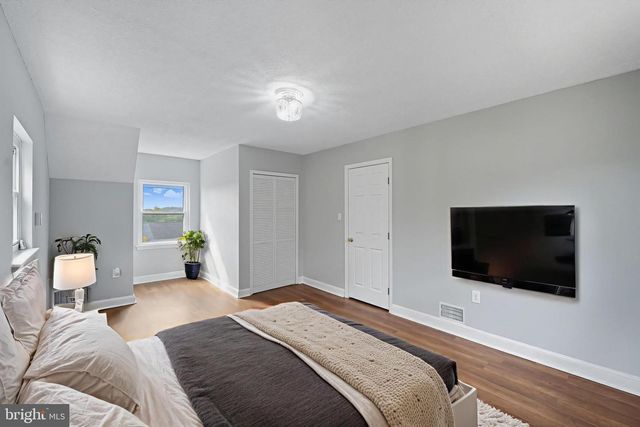 140 WILMINGTON PL SE, Washington, DC 20032