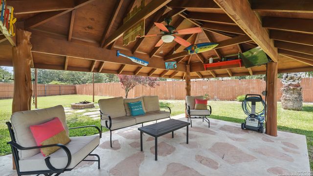 14534 Gunter Ave, San Antonio, TX 78254