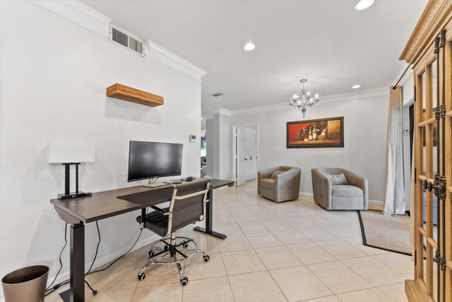 728 NE 9TH Avenue, Boynton Beach, FL 33435