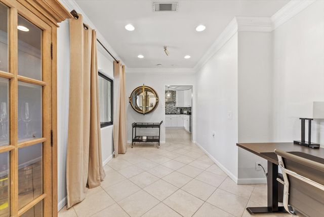 728 NE 9TH Avenue, Boynton Beach, FL 33435