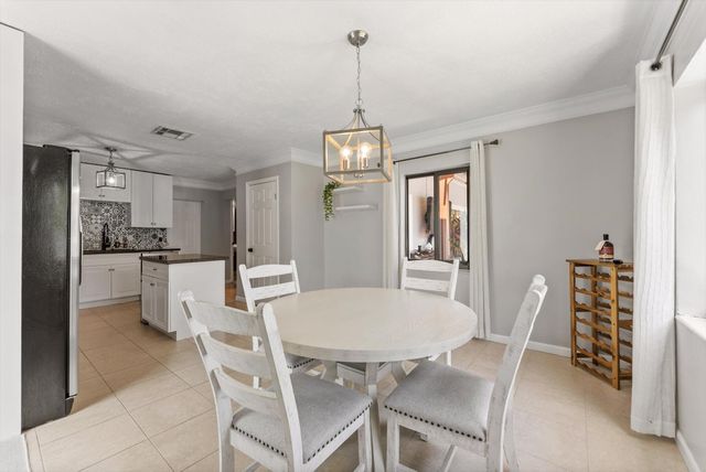 728 NE 9TH Avenue, Boynton Beach, FL 33435
