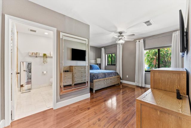 728 NE 9TH Avenue, Boynton Beach, FL 33435