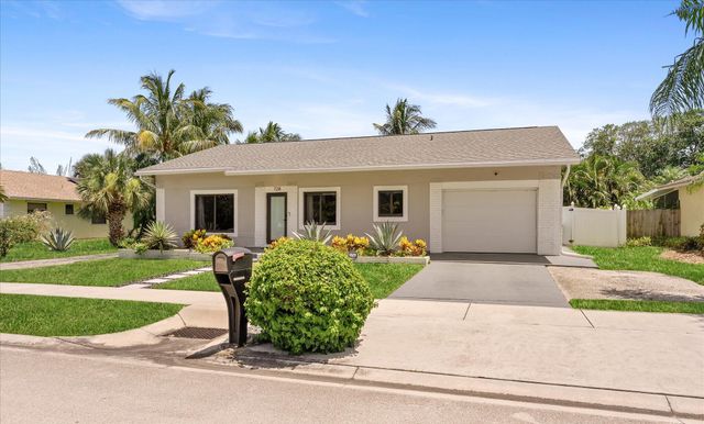 728 NE 9TH Avenue, Boynton Beach, FL 33435