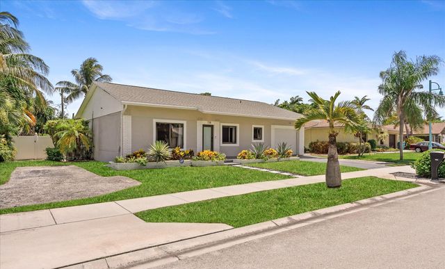 728 NE 9TH Avenue, Boynton Beach, FL 33435