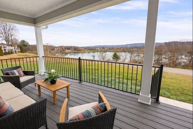 8211 Snow Hill Road, Ooltewah, TN 37363