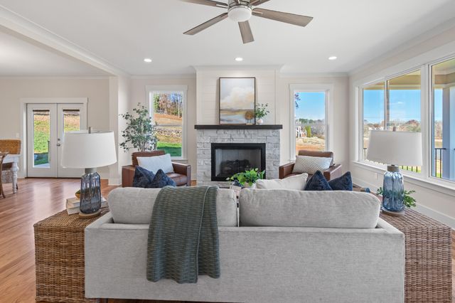 8211 Snow Hill Road, Ooltewah, TN 37363