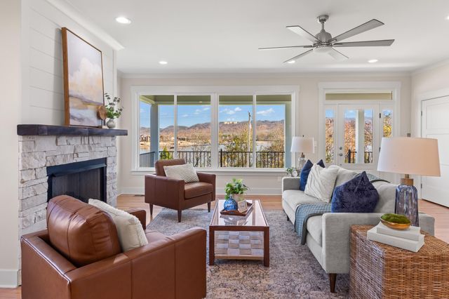 8211 Snow Hill Road, Ooltewah, TN 37363