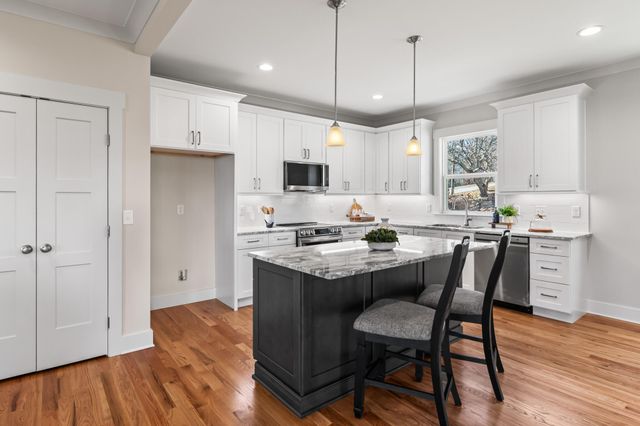 8211 Snow Hill Road, Ooltewah, TN 37363