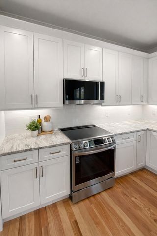 8211 Snow Hill Road, Ooltewah, TN 37363