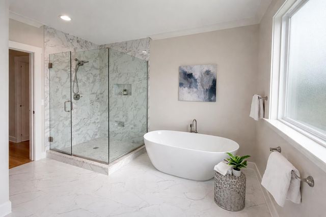 8211 Snow Hill Road, Ooltewah, TN 37363