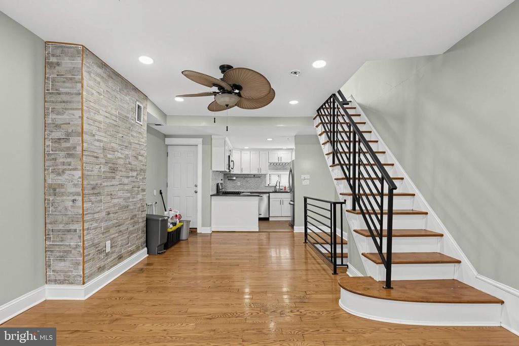 1914 S BEECHWOOD ST, PHILADELPHIA, PA 19145 — photo 5
