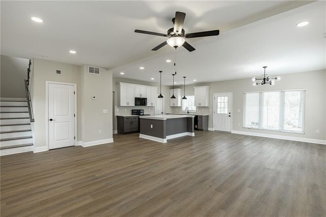 134 Boulder Drive, Toccoa, GA 30577