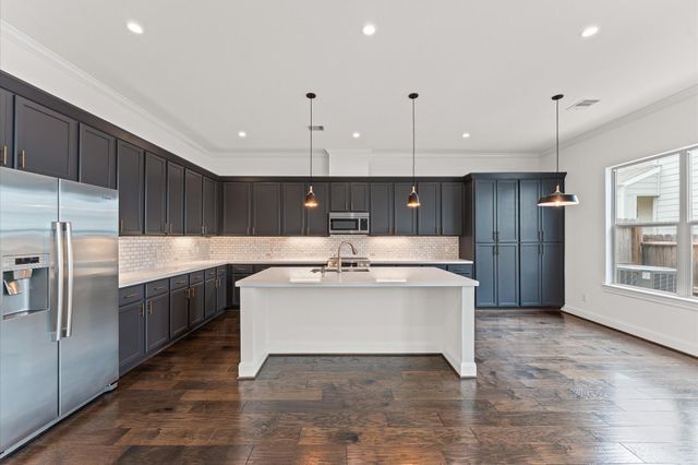 8806 Hollywood Garden Lane Lane, Houston, TX 77080