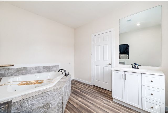 415 E Harris Ave, San Angelo, TX 76903