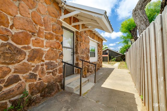 415 E Harris Ave, San Angelo, TX 76903