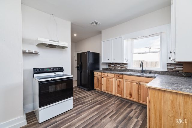 415 E Harris Ave, San Angelo, TX 76903