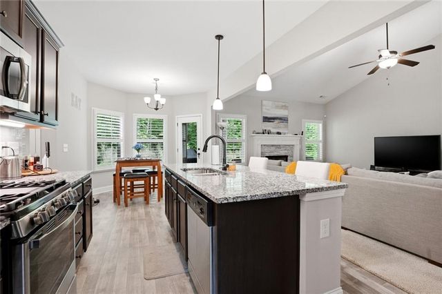 115 Stonedell Drive, Dallas, GA 30157