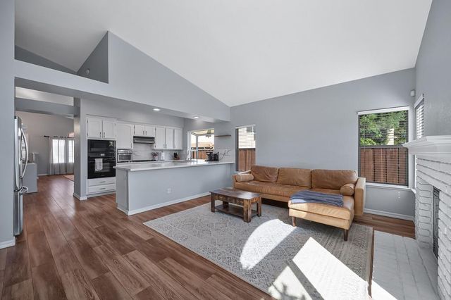 2329 Mark Twain Dr, Antioch, CA 94531