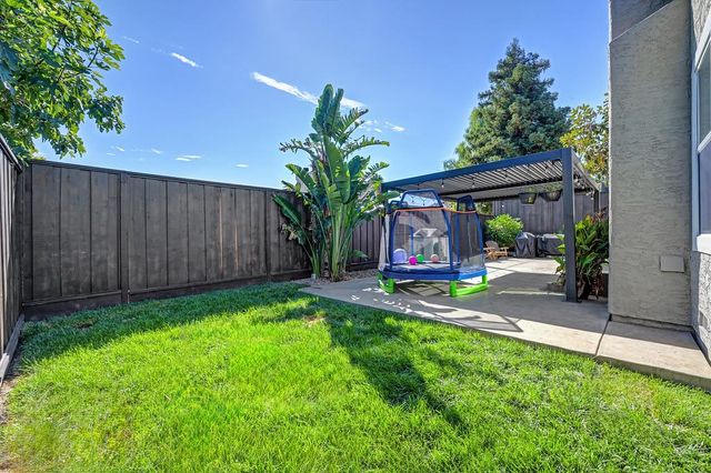 2329 Mark Twain Dr, Antioch, CA 94531
