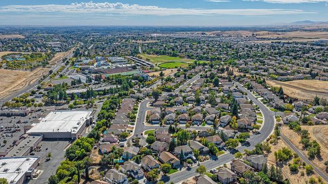 2329 Mark Twain Dr, Antioch, CA 94531
