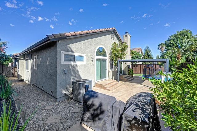 2329 Mark Twain Dr, Antioch, CA 94531