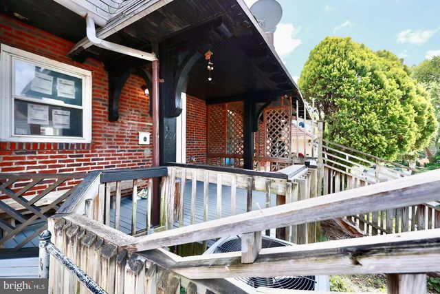 237 MAYPOLE RD, Upper Darby, PA 19082