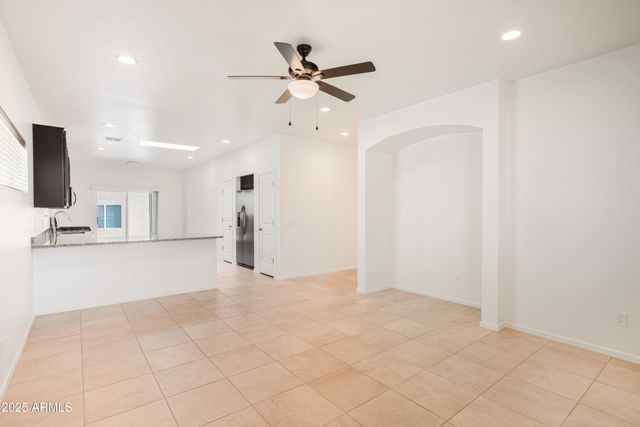 293 S MEADOWOOD Lane, Sierra Vista, AZ 85635