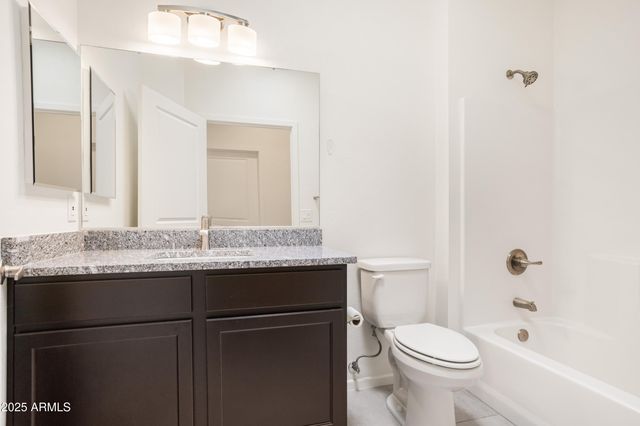 293 S MEADOWOOD Lane, Sierra Vista, AZ 85635