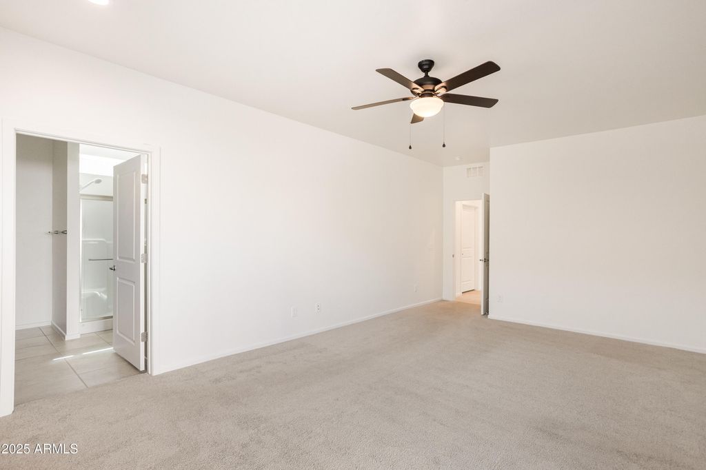 Image 20 of property listing at 293 S MEADOWOOD Lane, Sierra Vista, AZ 85635