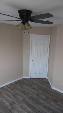 306 Packer Drive, Fate, TX 75189