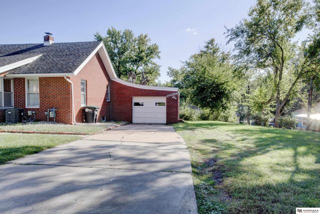 4609 Fowler Avenue, Omaha, NE 68104