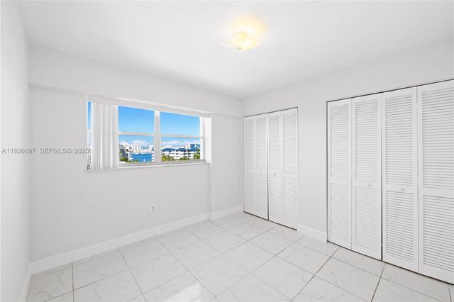 16508 NE 26th Ave 601, North Miami Beach, FL 33160