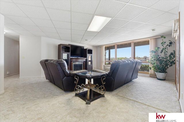 9218 Bellvue Circle, Plattsmouth, NE 68048
