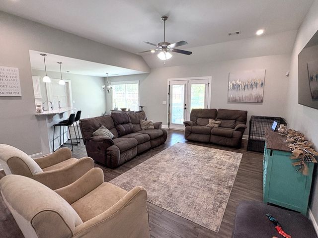 302 Lee Road 0293, Smiths Station, AL 36877
