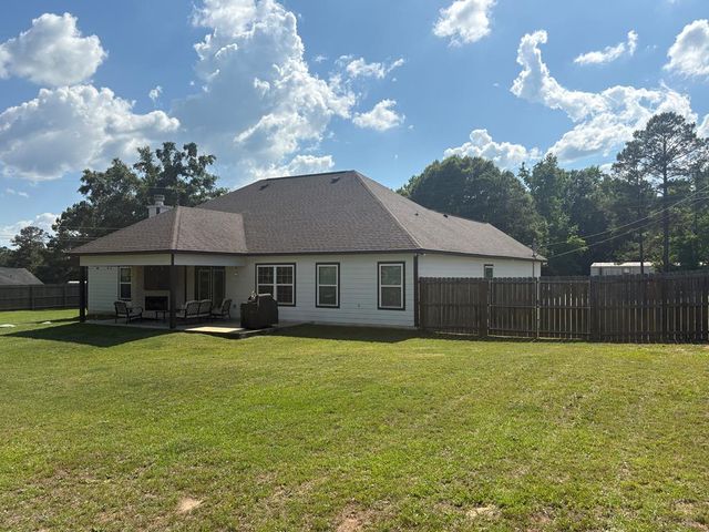 302 Lee Road 0293, Smiths Station, AL 36877