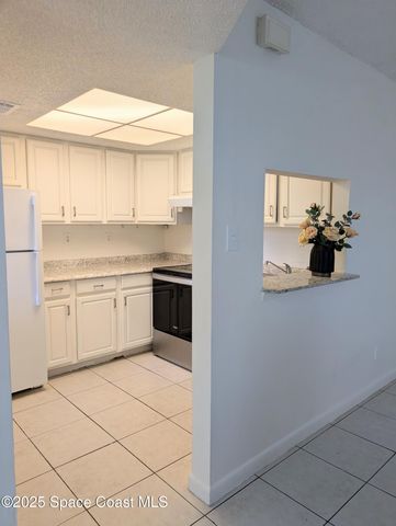 1601 Sunny Brook Lane NE D101, Palm Bay, FL 32905