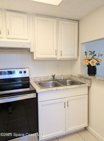 1601 Sunny Brook Lane NE D101, Palm Bay, FL 32905