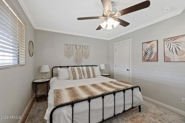 7936 E MORELAND Street, Scottsdale, AZ 85257