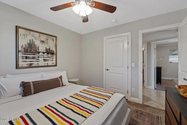 7936 E MORELAND Street, Scottsdale, AZ 85257