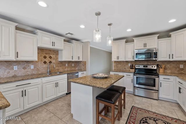 7936 E MORELAND Street, Scottsdale, AZ 85257
