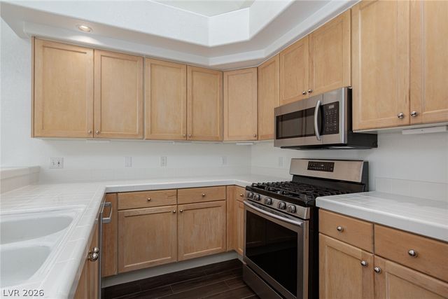 7625 Valley Green Drive 201, Las Vegas, NV 89149