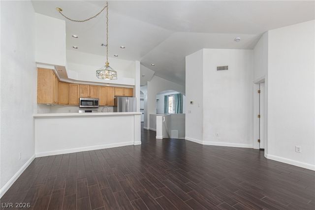 7625 Valley Green Drive 201, Las Vegas, NV 89149