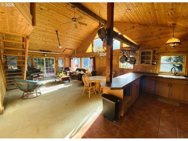 1415 N ALVORD Ln, Otis, OR 97368