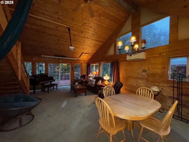 1415 N ALVORD Ln, Otis, OR 97368