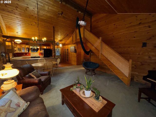 1415 N ALVORD Ln, Otis, OR 97368