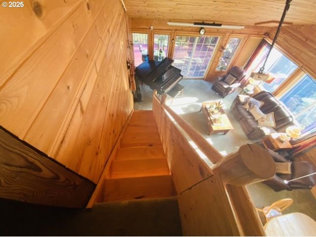 1415 N ALVORD Ln, Otis, OR 97368