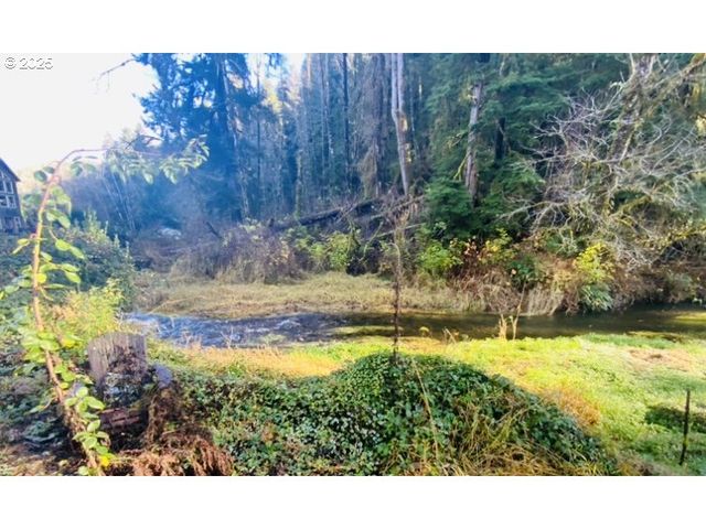 1415 N ALVORD Ln, Otis, OR 97368