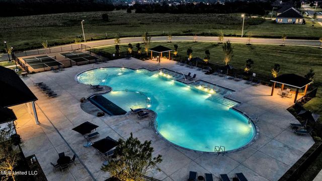 5439 Sipsey Way, Olive Branch, MS 38654